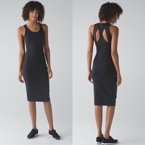 Lululemon Globe Trotter Dress black size 6